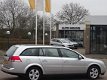 Opel Vectra Wagon - 2.2-16V Elegance 2.2 16V Elegance Automaat, bj.2005, stationwagen, airco, NAP me - 1 - Thumbnail