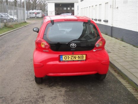 Toyota Aygo - 1.0-12V - Nette auto MET NIEUWE APK - 1