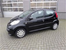 Peugeot 107 - 1.0 12V 68PK 5D