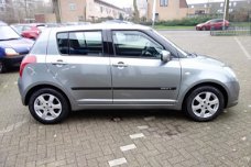 Suzuki Swift - 1.3 GLS Automaat 5 deurs