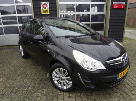 Opel Corsa - 1.4-16V Cosmo zeer mooie auto, origineel nederlands lage km stand - 1