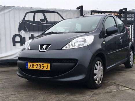 Peugeot 107 - 1.0-12V XS 5-deurs met Airco - 1