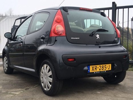 Peugeot 107 - 1.0-12V XS 5-deurs met Airco - 1