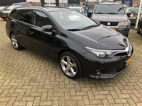 Toyota Auris Touring Sports - 1.2T Trend - 1