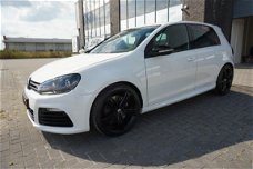 Volkswagen Golf - 2.0 R 4-Motion R20 DSG