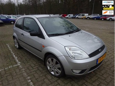 Ford Fiesta - 1.4-16V Trend *apk:11-2020* AIRCO - 1