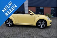 Volkswagen Beetle Cabriolet - 1.2 TSI Design BlueMotion Airco-ecc Navigatie 18 inch Fender Xenon Mul