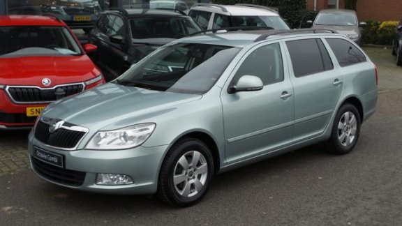 Skoda Octavia Combi - 1.2 TSI Ambition Combi 90880KM - 1