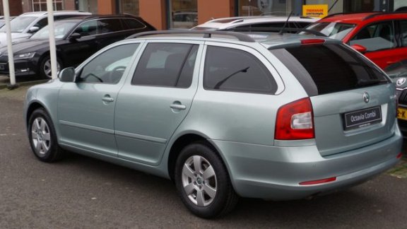 Skoda Octavia Combi - 1.2 TSI Ambition Combi 90880KM - 1