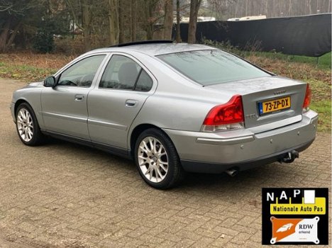 Volvo S60 - 2.4 140pk Drivers Edition II - 1