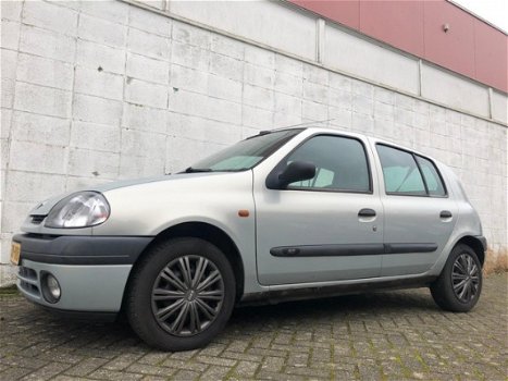 Renault Clio - 1.2 5DR NAP APK Elekpakket - 1