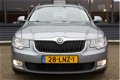 Skoda Superb Combi - 1.8 TSI TREKHAAK CLIMA NAVIGATIE MODIFICATIE GEHAD - 1 - Thumbnail