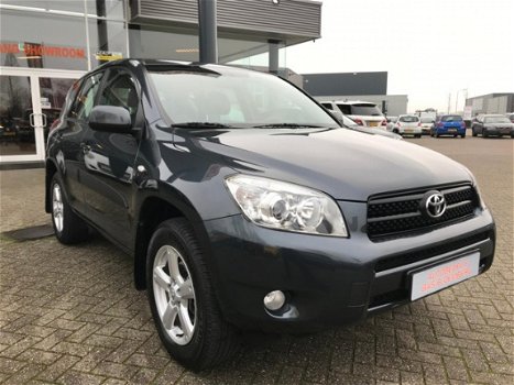 Toyota RAV4 - 2.0 VVTi Executive Leer, trekhaak, stoelverwarming, etc - 1