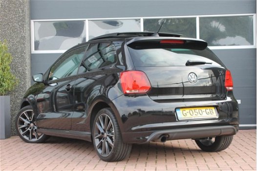 Volkswagen Polo - 1.2 TSI Highline R-LINE PANODAK / XENON / NAVI - 1