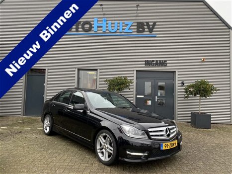 Mercedes-Benz C-klasse - 250 Avantgarde AMG 17 Inch Leer Xenon Panoramadak 54.000 KM als nieuw - 1