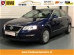 Volkswagen Passat - 1.6 FSI Comfortline CLIMA / CRUISE / NAVI - 1 - Thumbnail