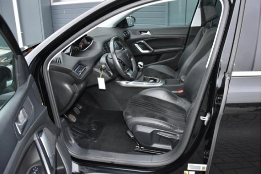 Peugeot 308 SW - Premiëre 1.2 130 Pk Panorama Leder - 1