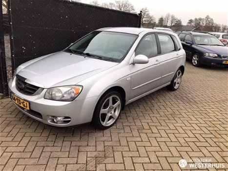 Kia Cerato - 2.0 CVVT EX - 1