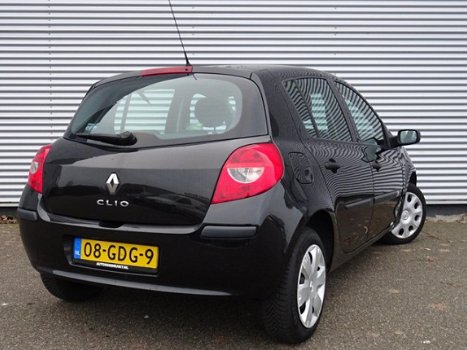 Renault Clio - 1.2-16V Special Line - 1