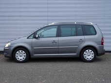 Volkswagen Touran - 1.4 TSI Trendline / automaat / Airco / 5-deurs / elek ramen / Cruise control /