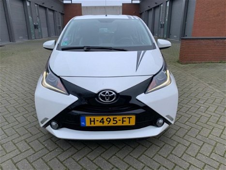 Toyota Aygo - 1.0 VVT-i x Airco / Camera / Apk - 1