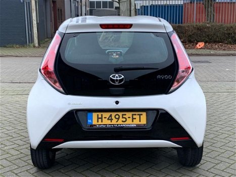 Toyota Aygo - 1.0 VVT-i x Airco / Camera / Apk - 1