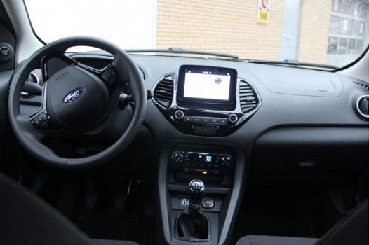 Ford Ka - 1.2 85PK Trend Ultimate | Climate Control | Stoelverwarming | Carplay - 1