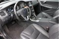 Volvo V60 - 2.4 D6 AWD Plug-In Hybrid Summum Adaptieve Cruise| Opendak| Standkachel| Exterieur styli - 1 - Thumbnail
