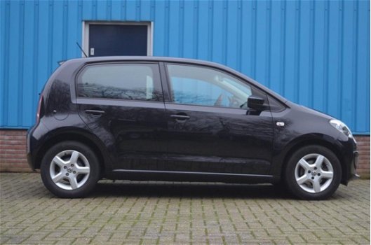 Volkswagen Up! - 1.0 move up BlueMotion Navigatie lm velgen - 1