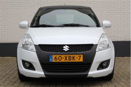 Suzuki Swift - 1.2 Exclusive EASSS | Climate Control | Cruise Control | Stoelverwarming - 1