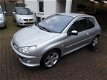 Peugeot 206 - 1.4-16V Quiksilver/automatische airco/ incl winterset - 1 - Thumbnail