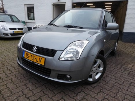 Suzuki Swift - 1.3 Exclusive Automaat/Airco - 1