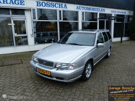 Volvo V70 - Classic 2.5 Tdi Automaat Europa Exclusive Motor recent vervangen BIJTELLING VRIENDELIJK - 1