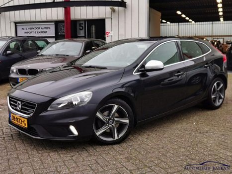 Volvo V40 - D2 R-Design - 1