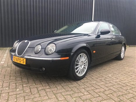 Jaguar S-type - 2.7D V6 AIRCO / CRÈME LEDER / GROOT TV NAVI / PDC / XENON / MEMORY STOELEN / FULL OP - 1