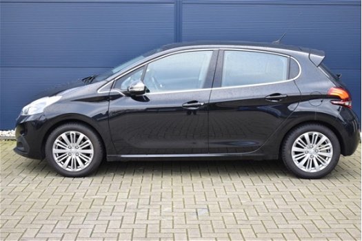 Peugeot 208 - 1.2 VTi EXECUTIVE CLIMA/NAVI/LM VELGEN - 1