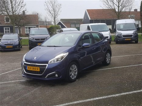 Peugeot 208 - 1.2 Puretech 82pk 5D Blue Lion airco navi BT cruise control - 1