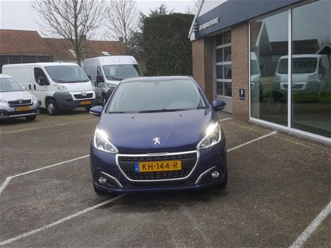 Peugeot 208 - 1.2 Puretech 82pk 5D Blue Lion airco navi BT cruise control - 1