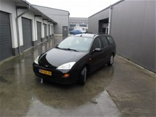 Ford Focus Wagon - 1.4-16V Ambiente