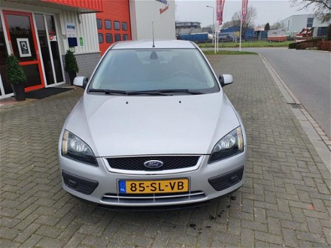 Ford Focus - 1.6-16V Futura Arco|NAP|LMV|Cruise - 1