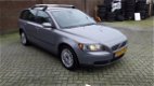 Volvo V50 - 1.6D Momentum EXPORT. RIJD GOED IS VIES - 1 - Thumbnail