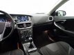 Volvo V40 - 2.0 D2 120 pk Momentum Business CLIMA I NAVI I ORG. NL - 1 - Thumbnail