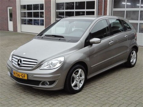 Mercedes-Benz B-klasse - 150 Automaat Pdc Navi Lmv - 1