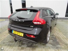 Volvo V40 - 1.6 D2 Momentum NAVI TREKHAAK