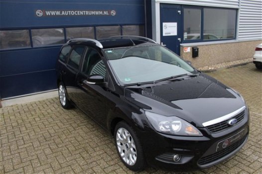 Ford Focus Wagon - 1.8 Titanium - 1