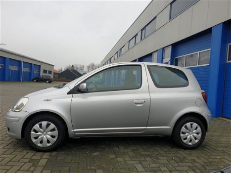 Toyota Yaris - 1.3 VVT-i Sol - 1