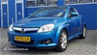 Opel Tigra TwinTop - 1.4-16V Cosmo Airco / Leer / Cruise / Nieuwe APK / 96000km NAP - 1 - Thumbnail