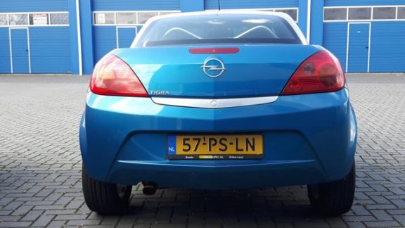 Opel Tigra TwinTop - 1.4-16V Cosmo Airco / Leer / Cruise / Nieuwe APK / 96000km NAP - 1