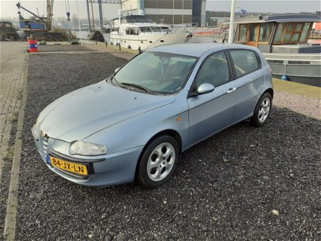 Alfa Romeo 147 - 1.6 T.Spark Veloce Distinctive APK 05-2020 - 1