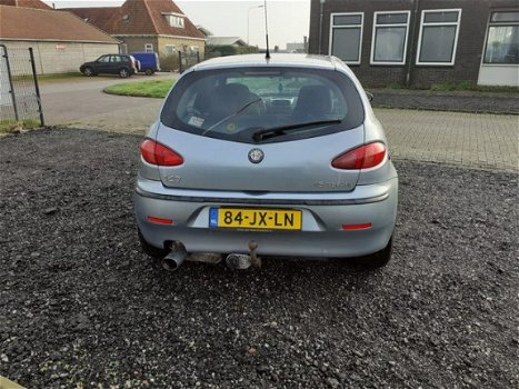 Alfa Romeo 147 - 1.6 T.Spark Veloce Distinctive APK 05-2020 - 1